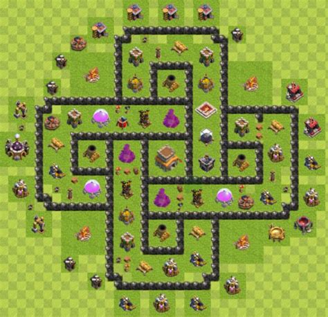 clash of clans town hall 8 base.